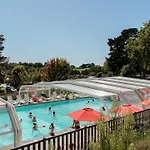 Domaine Residentiel De Plein Air Le Conleau