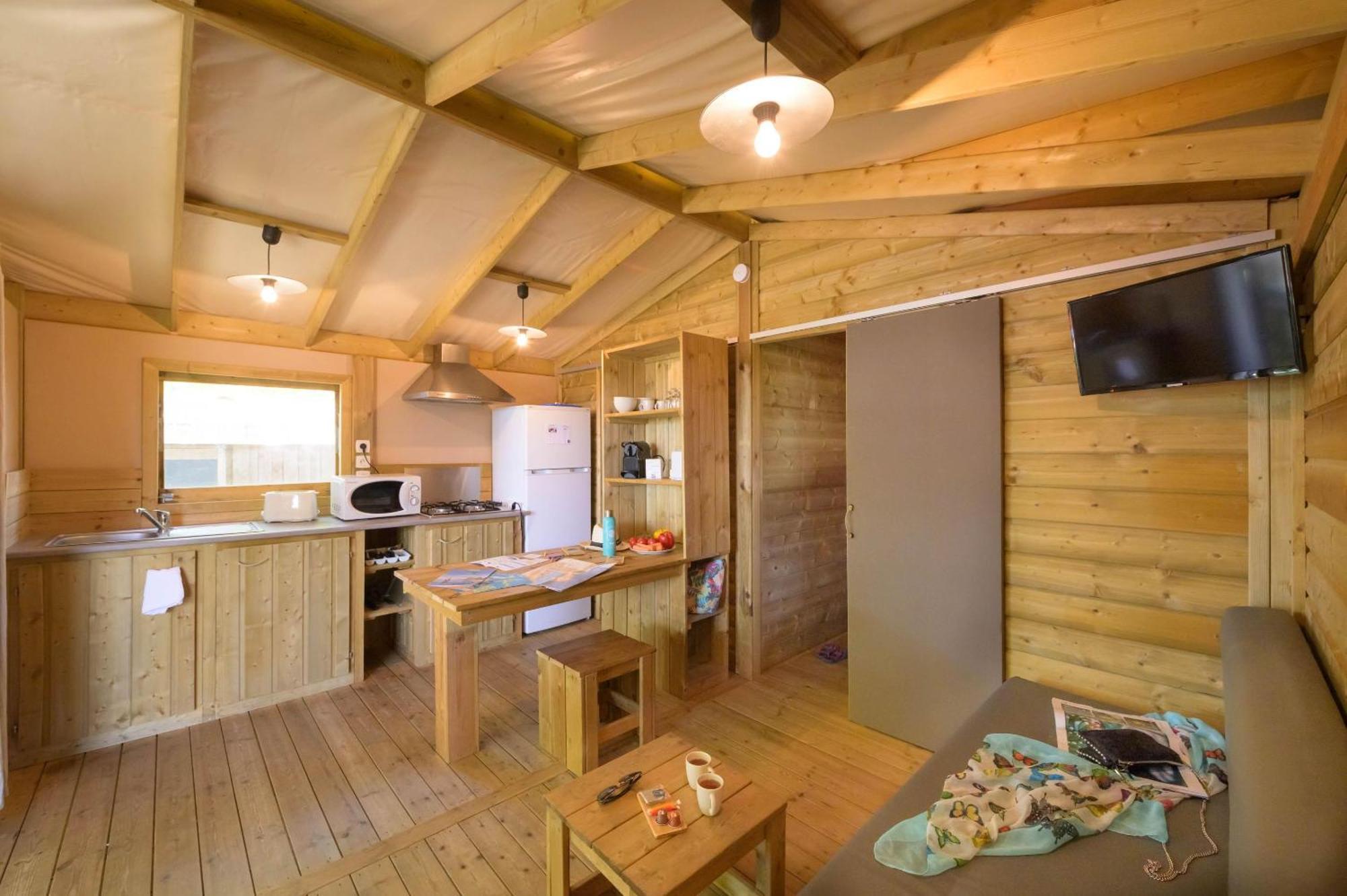 Domaine Residentiel De Plein Air Le Conleau Camping